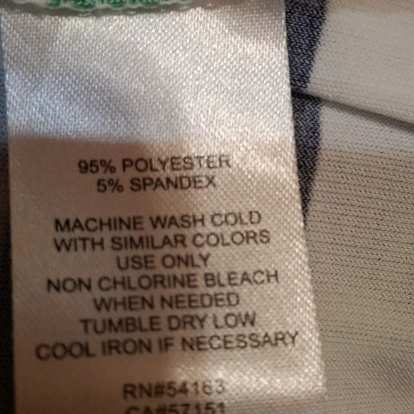 Chic Black and White Circle Pattern Dress By Laura Jeffries. Size 10 - Picture 6 of 6